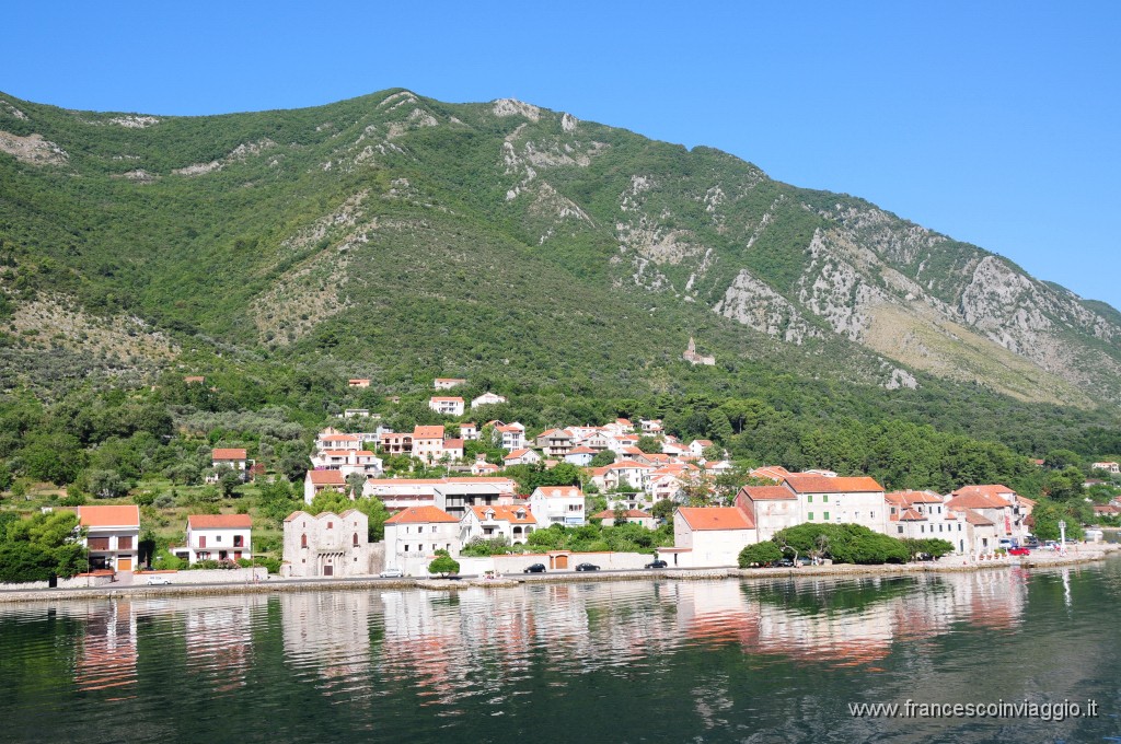 Baia di Kotor dalla nave68DSC_2561.JPG